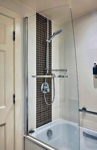 https://blockeddrainsnollamara.com.au/uploads/2025/07/blocked-shower-drains-69601.jpg