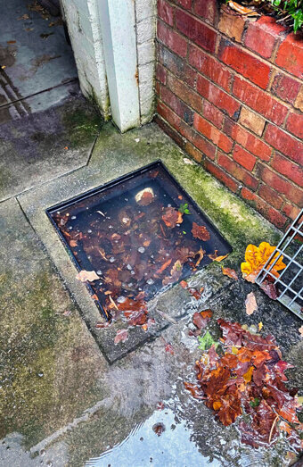 https://blockeddrainsnollamara.com.au/uploads/2025/07/hero-blocked-sewers-27767.jpg