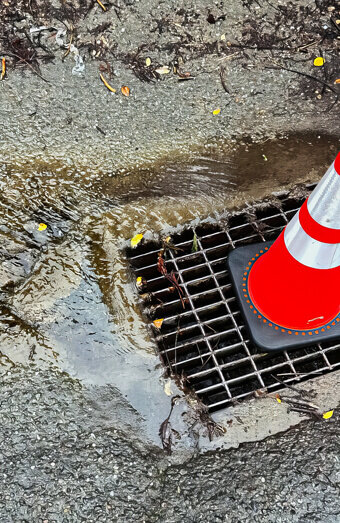 https://blockeddrainsnollamara.com.au/uploads/2025/07/stormwater-drains-60987.jpg